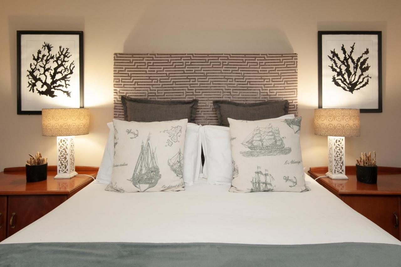 Albatross Accommodation แลมเบิร์ตส์เบย์ ภายนอก รูปภาพ